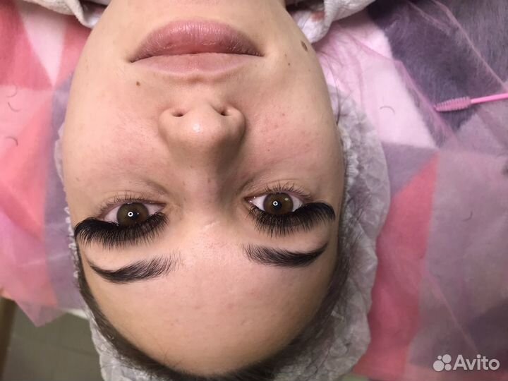 Наращивание ресниц и архитектуры бровей