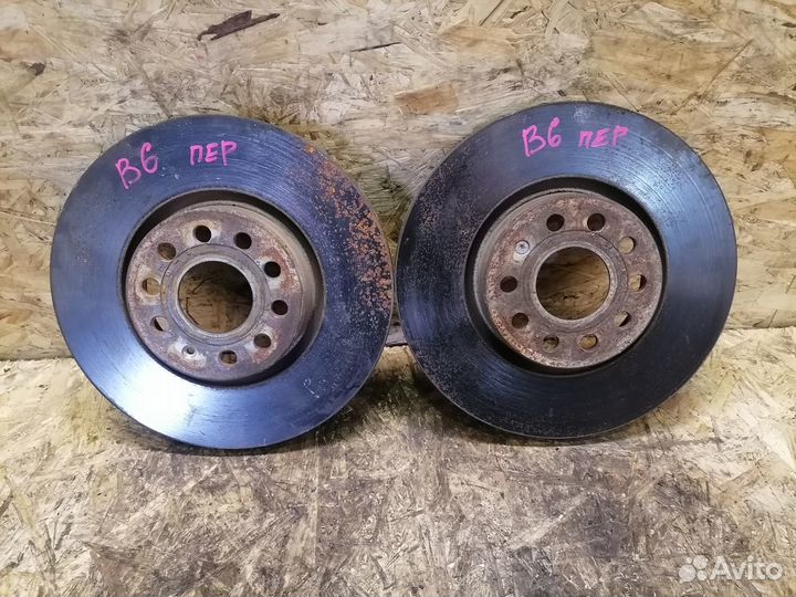 Диск тормозной передний Volkswagen Passat B6