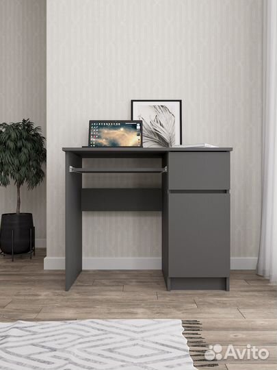 Стол письменный Графит. Новый