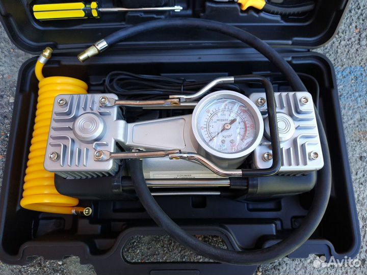 Компрессор автомобильный