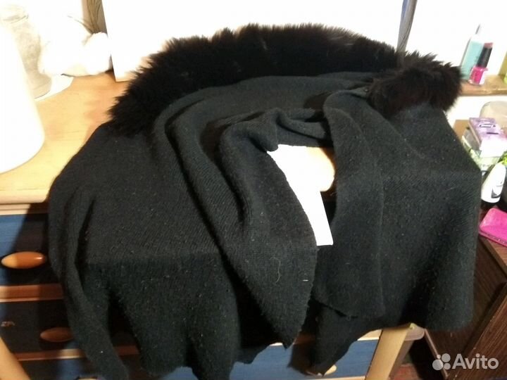 Шарф из шерсти,с натуральным мехом песца