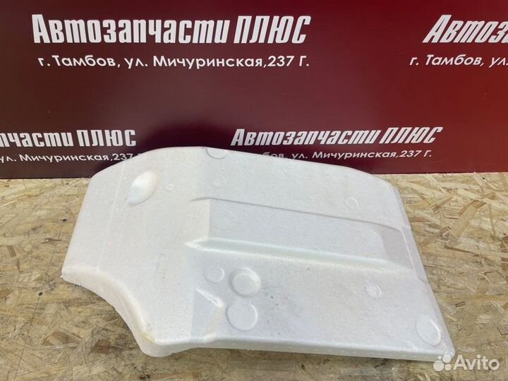 Шумоизоляция пола передняя правая Renault Logan