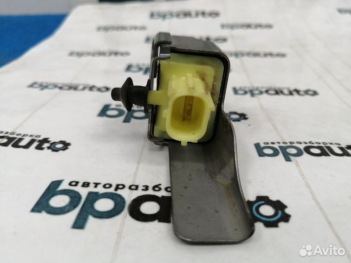 Датчик удара подушки безопасности 89833-60040