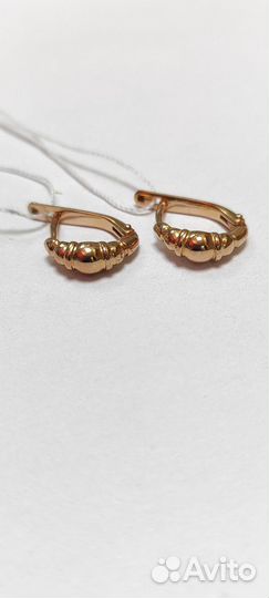 Золотые серьги