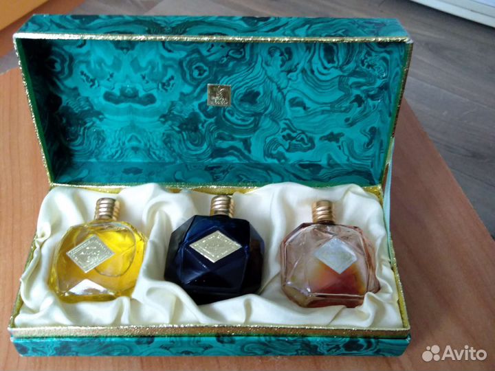 Духи ссср, малахитовая шкатулка, Новая заря