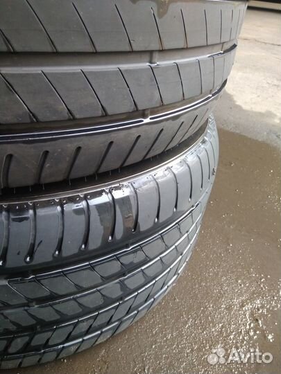 Bridgestone Alenza 001 275/40 R20 и 305/40 R20 110Y