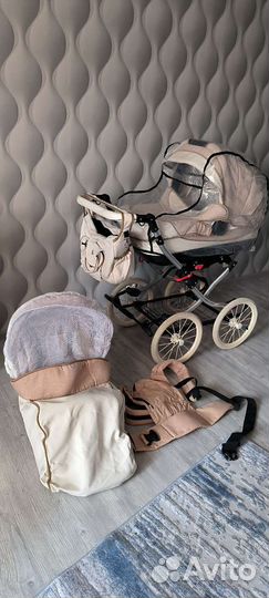 Прогулочная коляска