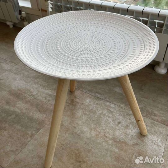 Стол журнальный круглый