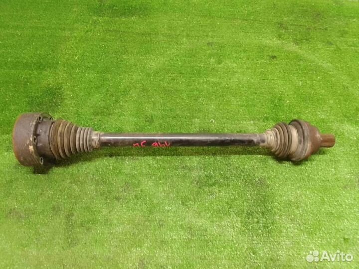 Полуось задняя левая VW Tiguan 2007-2011
