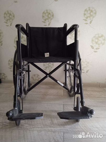 Коляска инвалидная