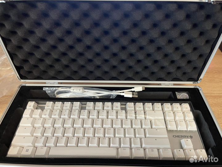 Игровая клавиатура Cherry mx 8.2 TKL Wireless