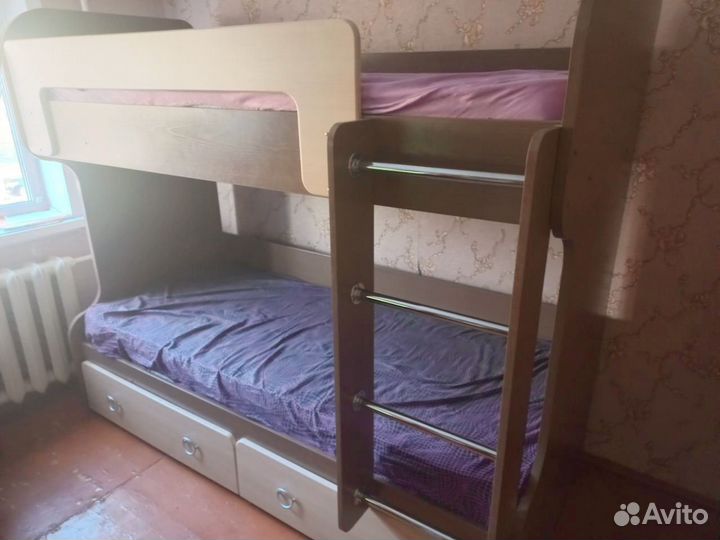 Кровать с матрасом бу