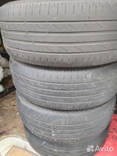 Bridgestone Dueler H/P 235/65 R17
