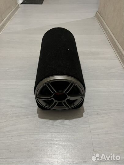 Автомобильный активный сабвуфер ACV