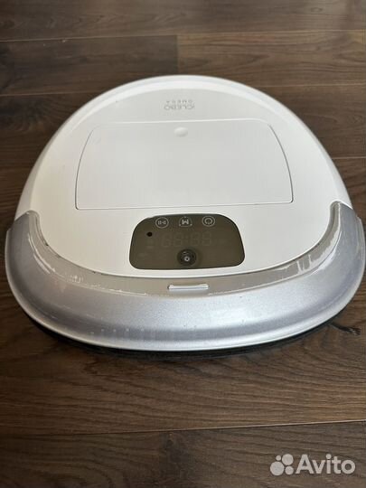 Робот-пылесос iClebo Omega