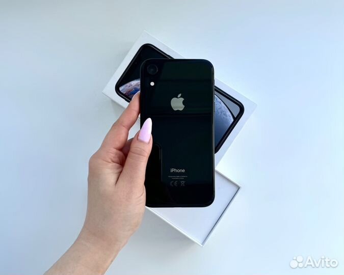 iPhone Xr, 64 ГБ