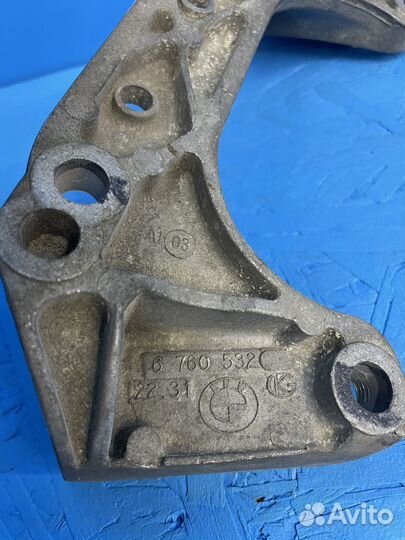 Кронштейн опора коробки передач BMW E46 Z4 E85 E86