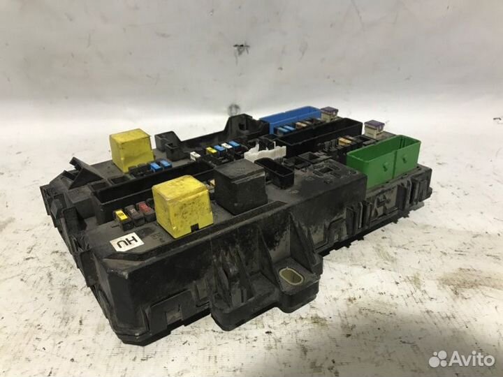 Блок предохранителей Opel Astra H Z16XE1 2007