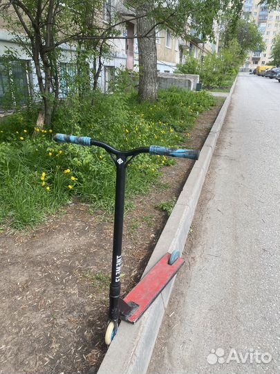 Трюковой самокат