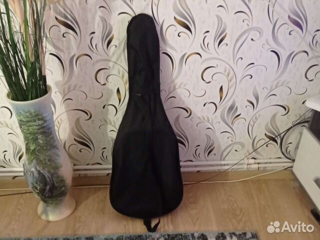 Классическая гитара бу 6ти струнная