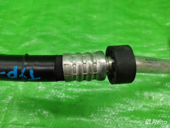 Трубка кондиционера 7L6820744BQ Таурег / Ауди Ку 7