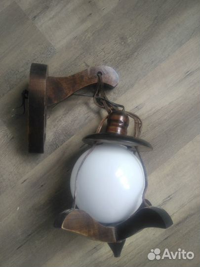 Светильники подвесные, бра