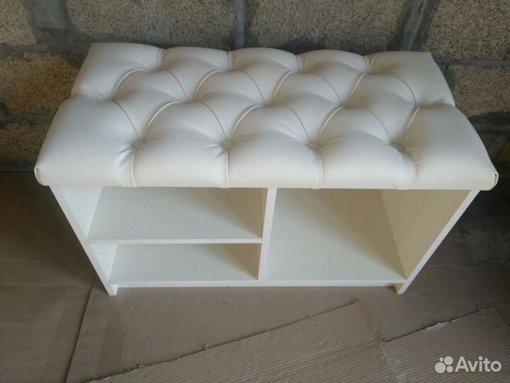 Вешалка в прихожую