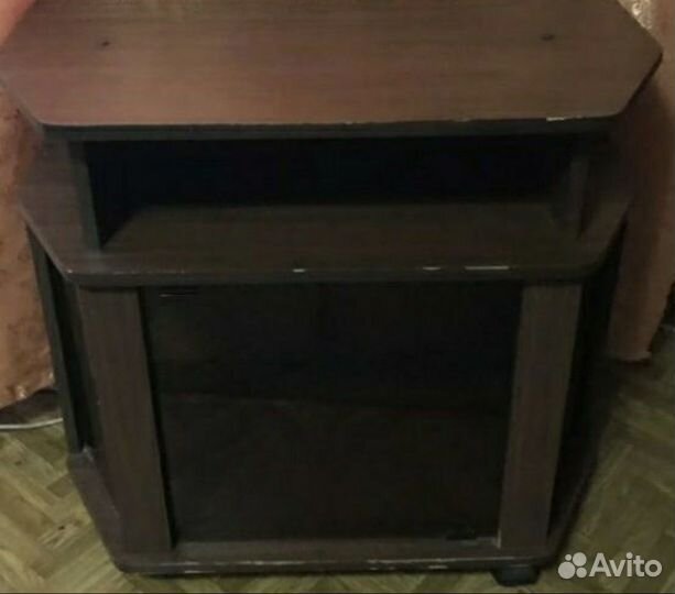 Тумба под телевизор