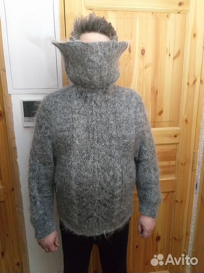 Свитер шерстяной серый