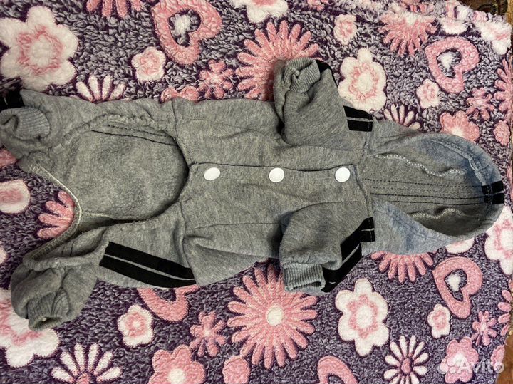 Комбинезон для маленькой собаки