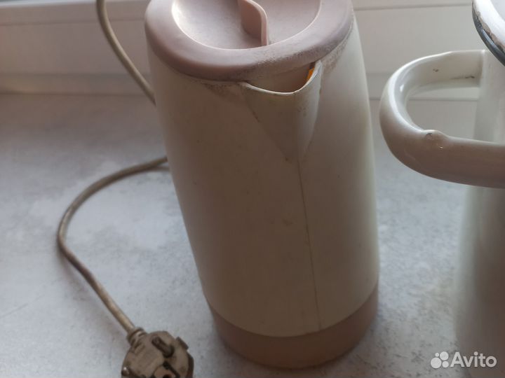 Чайник электрический бу