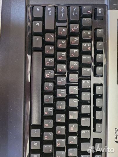 Беспроводные 2шт клавиатуры и 2 мышки +зарядное