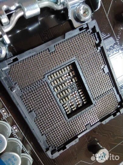 Материнская плата ASRock H61M-VG3