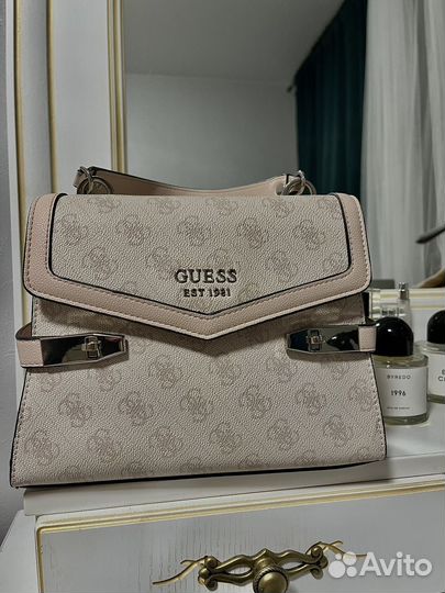 Сумка guess