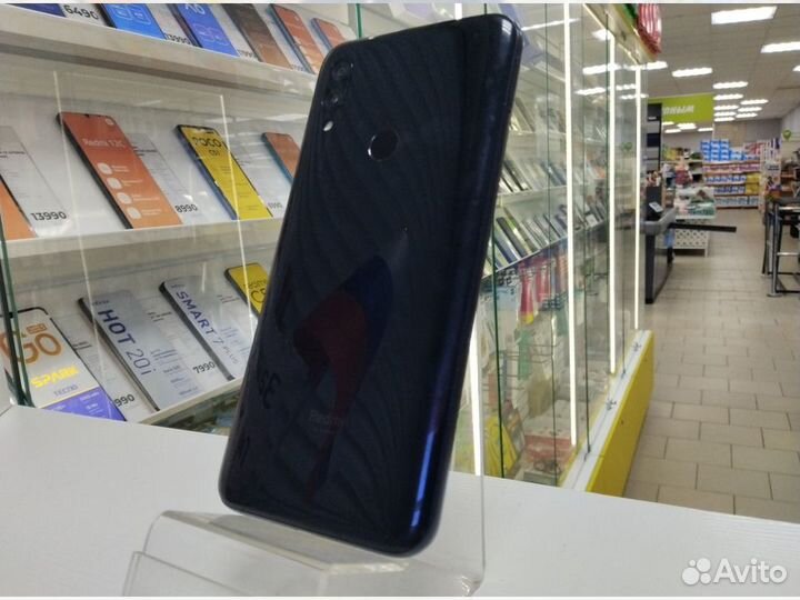 Смартфон Xiaomi Redmi 7 4/64GB (чёрный)