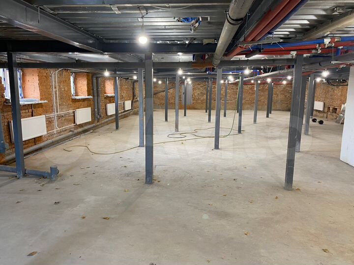 Продам помещение свободного назначения, 250.5 м²