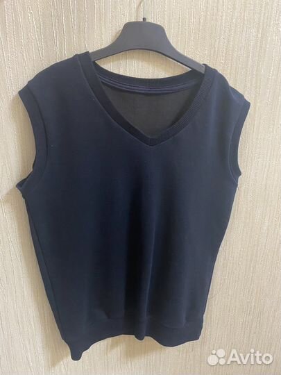 Жилет школьный для мальчика 146-152размер