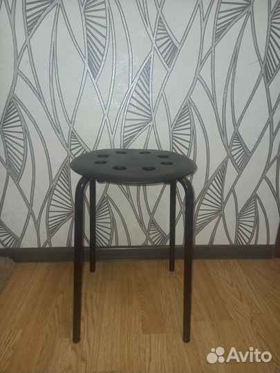 Табуретка IKEA