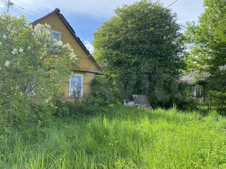 Дом 30 м² на участке 11 сот.