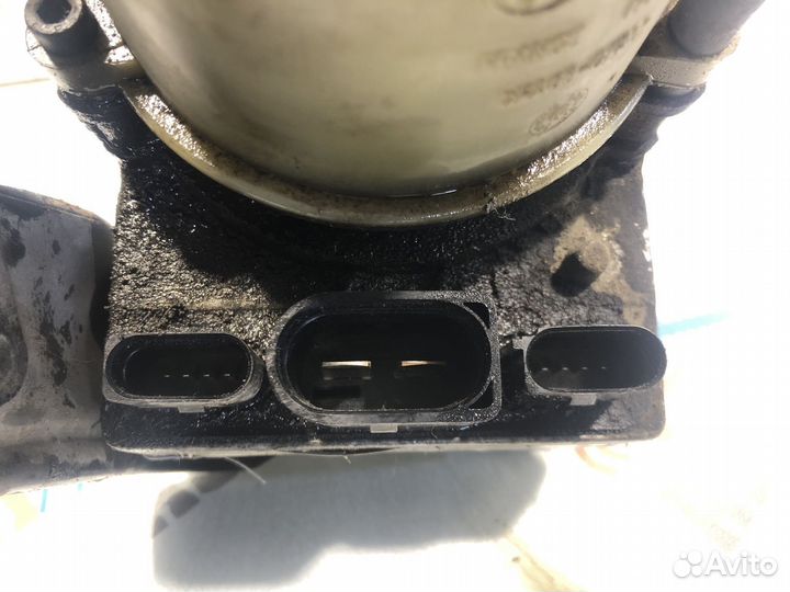 Шкода Фабия Электро-гидравлический усилитель руля