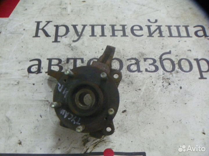 Кулак поворотный передний правый Hyundai Tucson