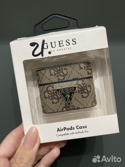 Чехол guess для наушников AirPods Pro