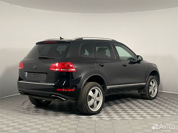 Volkswagen Touareg, 2011