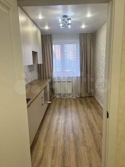 2-к. квартира, 54 м², 1/3 эт.
