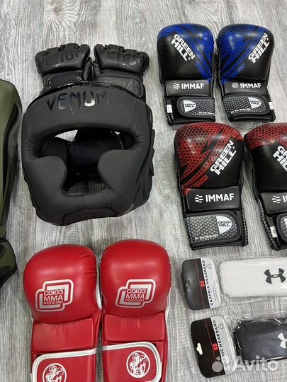 Перчатки боксерские,крабы,кентуса Venum