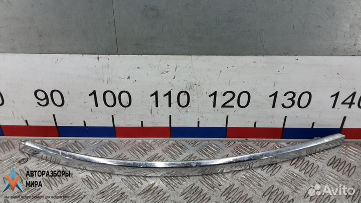 Ресничка (ус) левой фары Audi A6 4F/C6 2006