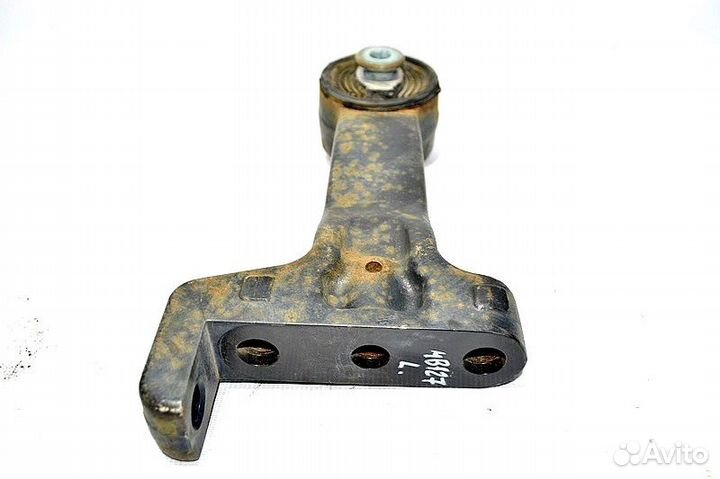 Кронштейн кабины, передний левый mercedes-benz Act