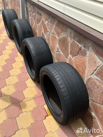 Continental CrossContact UHP E 295/40 R20