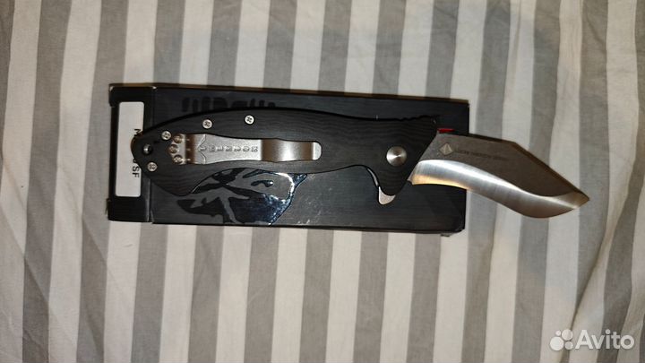 Нож Emerson max200