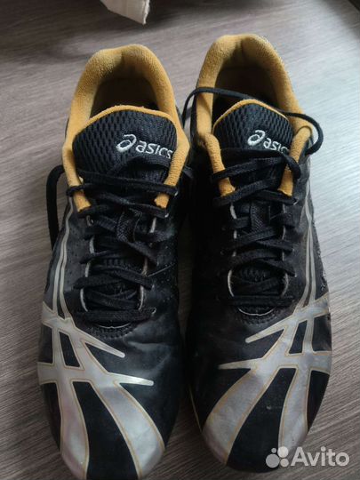 Шиповки для бега asics